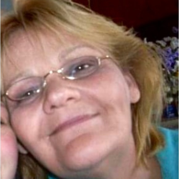 Meet your Posher, Cynthia - Picture 2 of 3